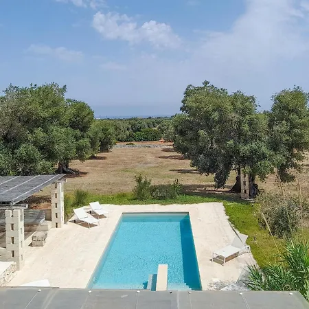 2 Bedroom Lovely In *